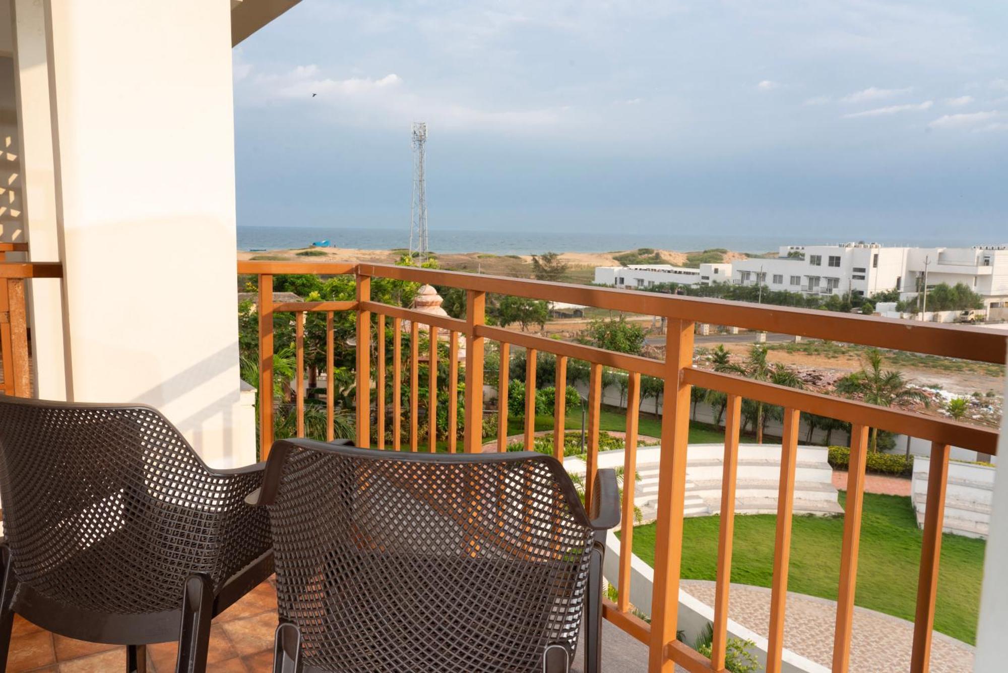 Palm Regal Resort Gopālpur Exterior photo